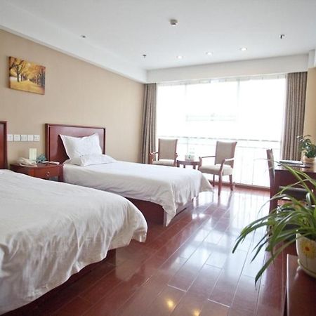 Greentree Inn Shandong Rizhao East Haiqu Road Business Hotel Exterior photo