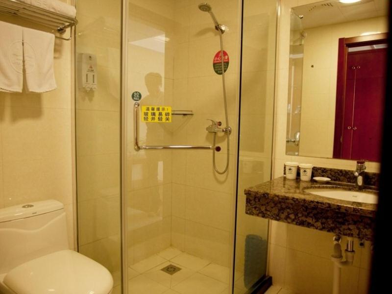 Greentree Inn Shandong Rizhao East Haiqu Road Business Hotel Exterior photo